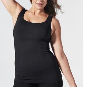BLANQI nursing tank - black